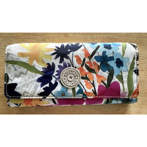 Kipling Multi Color Floral Wallet Tropical Print Gorgeous EUC Snap Closure